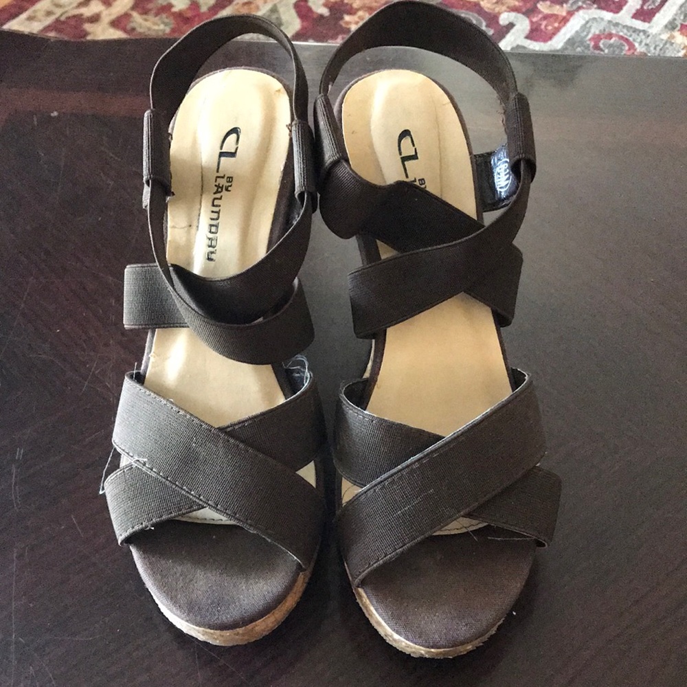 CL by Laundry size 6.5 platform slip-on sandals. Excellent condition